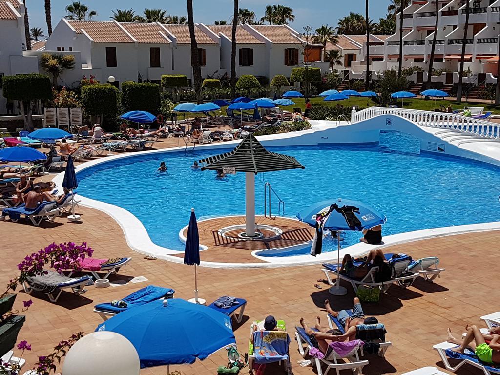 Parque Santiago 2 Apartamento 410 أرونا المظهر الخارجي الصورة