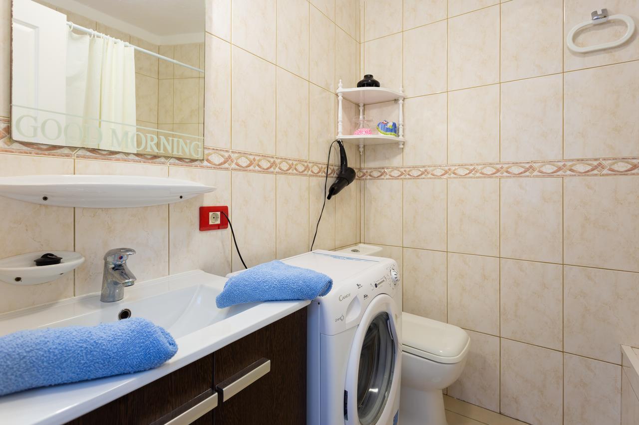 Parque Santiago 2 Apartamento 410 أرونا المظهر الخارجي الصورة