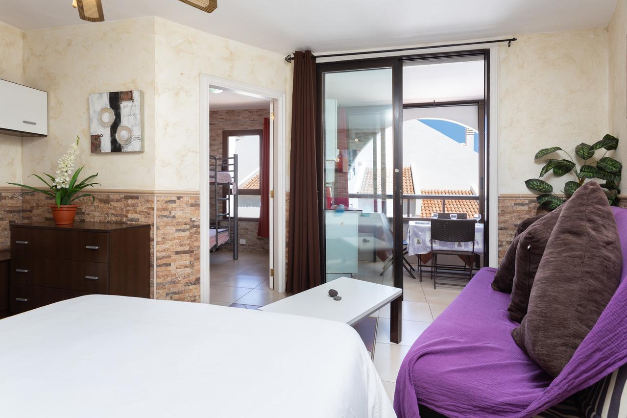 Parque Santiago 2 Apartamento 410 أرونا المظهر الخارجي الصورة